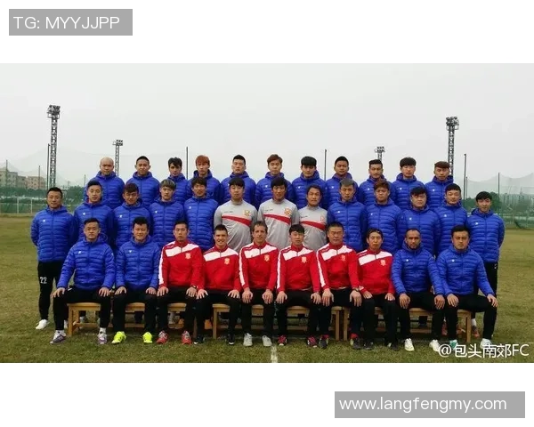 新乡足球明星队全新阵容揭晓期待他们在赛场上的精彩表现 新乡足球明星队全新阵容揭晓期待他们在赛场上的精彩表现