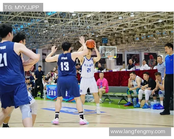 杨丽独家分享篮球心得与技巧助你提升球技的秘密大公开 杨丽独家分享篮球心得与技巧助你提升球技的秘密大公开